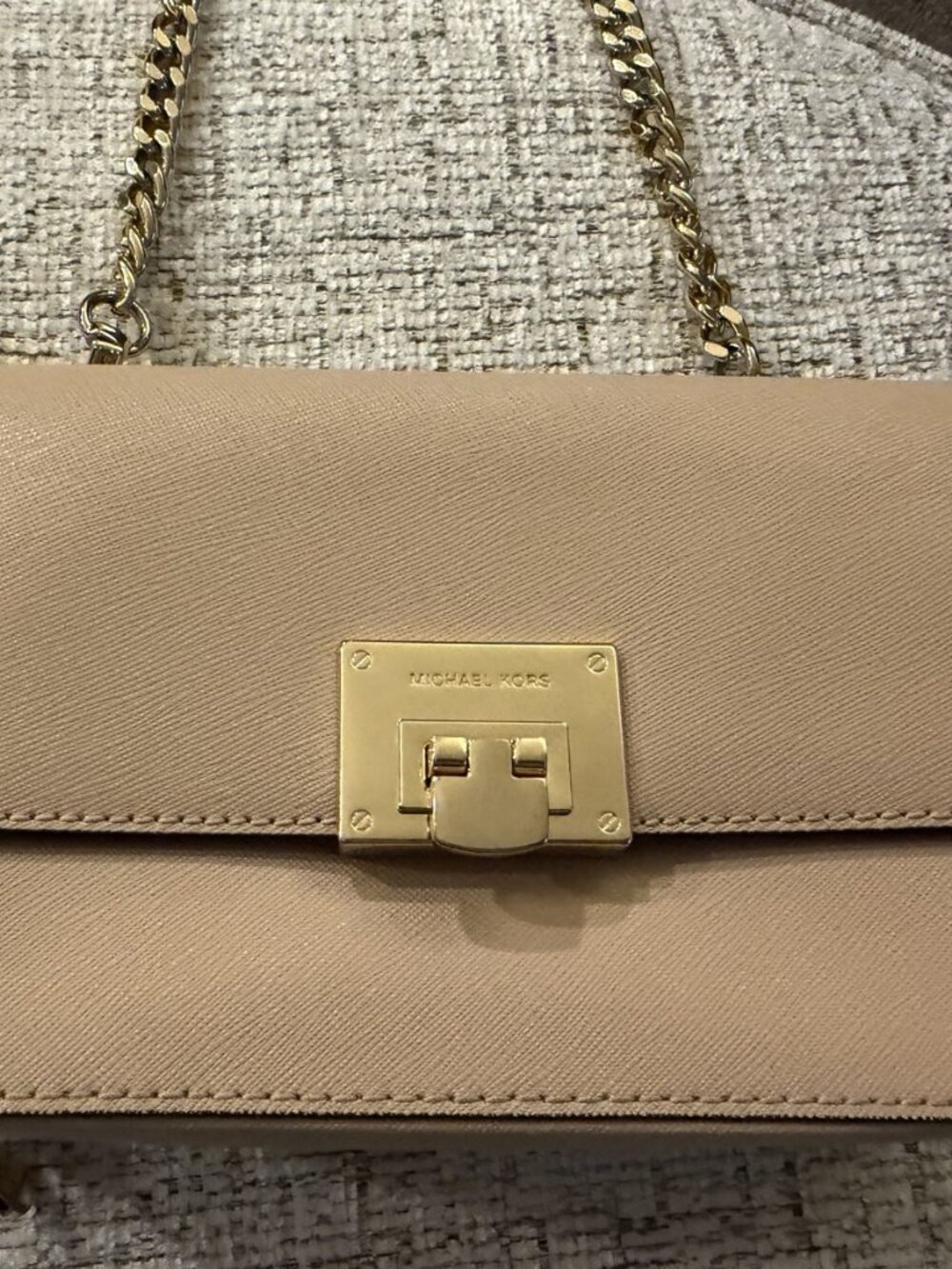Michael Kors Tina 2-in-1 Wallet Clutch Crossbody Fawn Blush Beige Saffiano